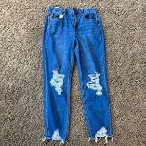 American Eagle size 8 blue mom jean